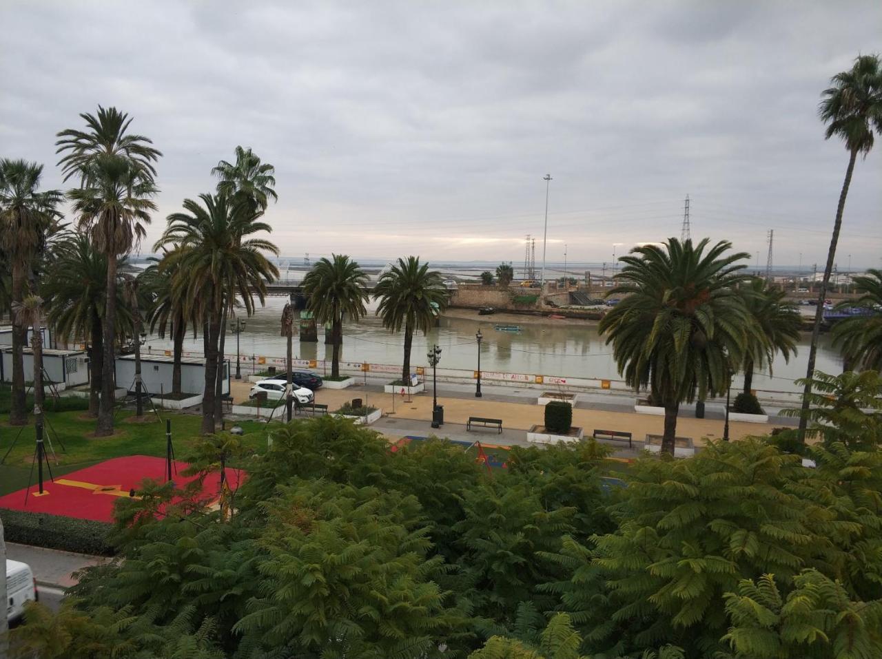 Apartamento Guesting Ribera Appartamento El Puerto de Santa María Esterno foto